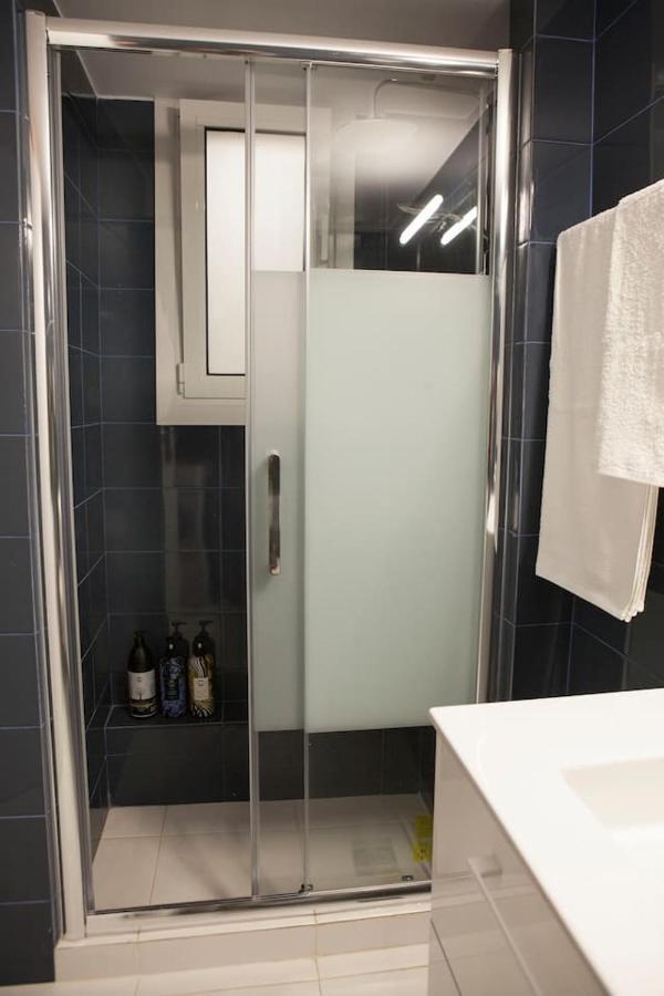 אתונה Chic & Comfortable Central Apart, Close To National Archeological Museum! מראה חיצוני תמונה