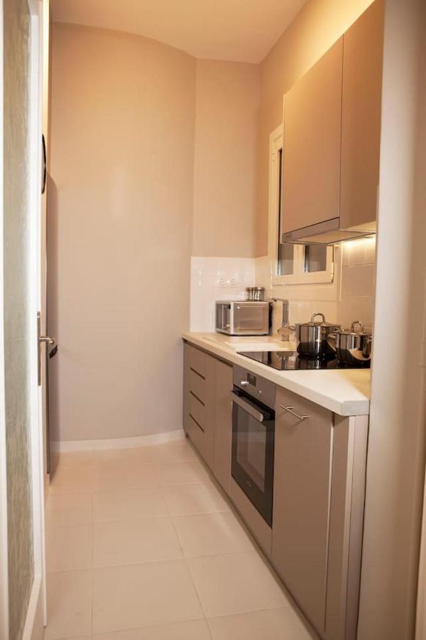 אתונה Chic & Comfortable Central Apart, Close To National Archeological Museum! מראה חיצוני תמונה