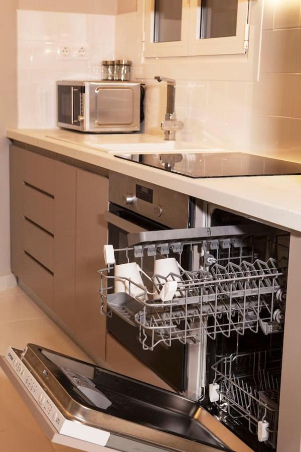 אתונה Chic & Comfortable Central Apart, Close To National Archeological Museum! מראה חיצוני תמונה